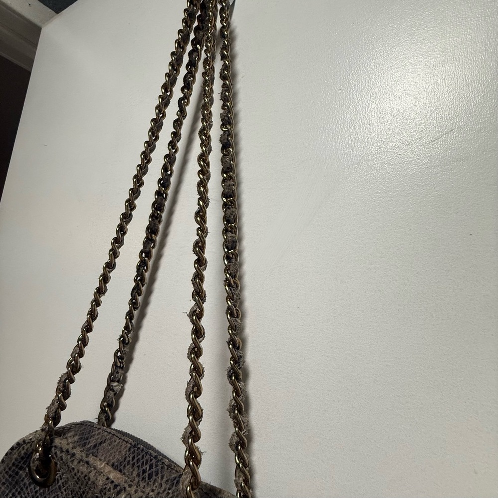 Tory Burch Gray Snakeskin Shoulder Bag - Picture 6 of 12